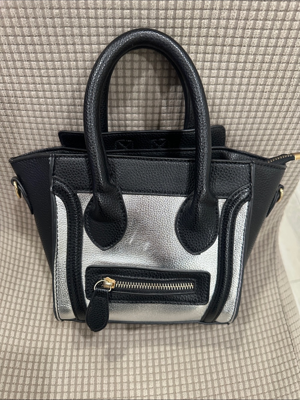 Chloe K Black and Silver Mini Top-Handle Bag  zip top